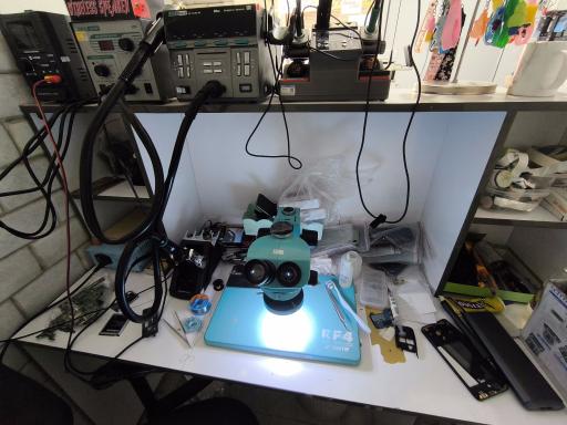 عکس تعمیرات موبایل موبوفیکس