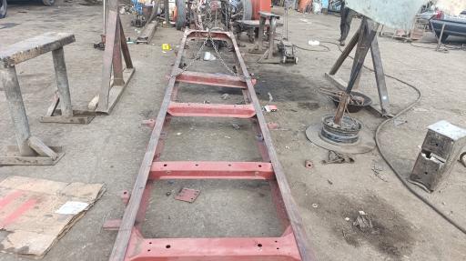 عکس آهنگری و جلوبندی کامیون برادران مرادی