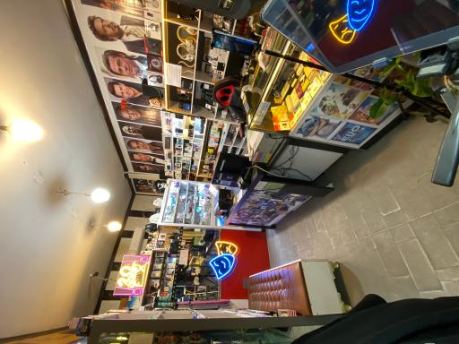 عکس ویدیو کلوپ خانه فیلم 