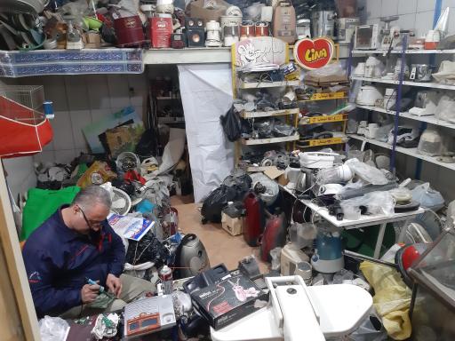 عکس تعمیرلوازم خانگی مهربان