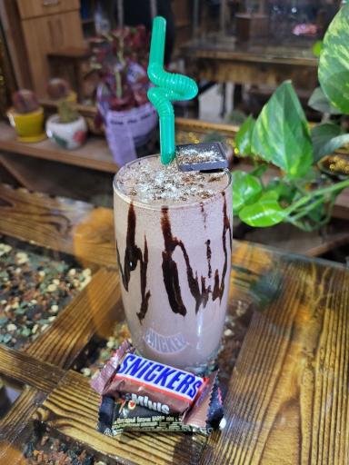 عکس کافه آقامون 