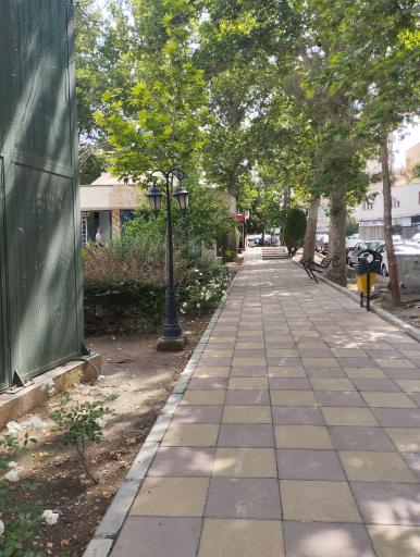 عکس میدان شهید مدنی