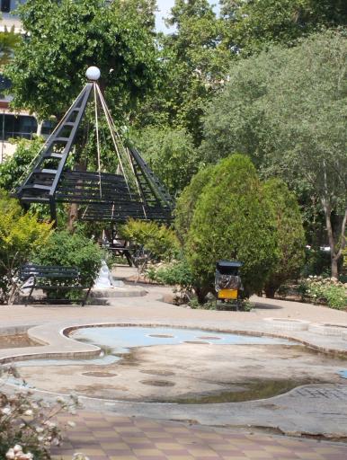 عکس میدان شهید مدنی