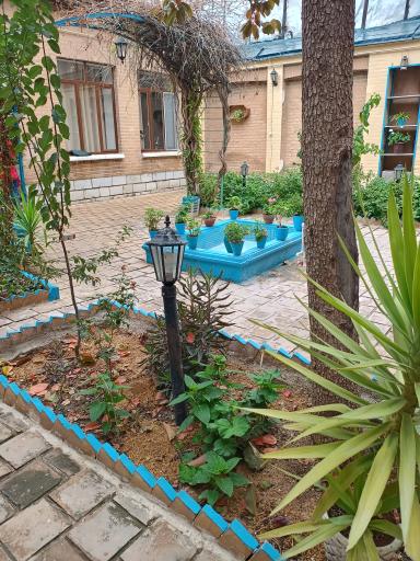 اقامتگاه خانه پدری