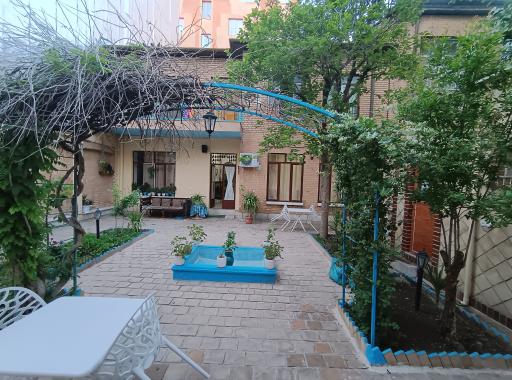 اقامتگاه خانه پدری