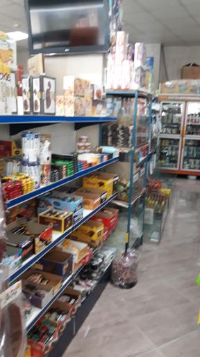 عکس سوپر مارکت احمدی
