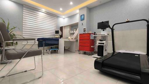 عکس دکتر صدیقه حاجی هاشمی(متخصص قلب و عروق)