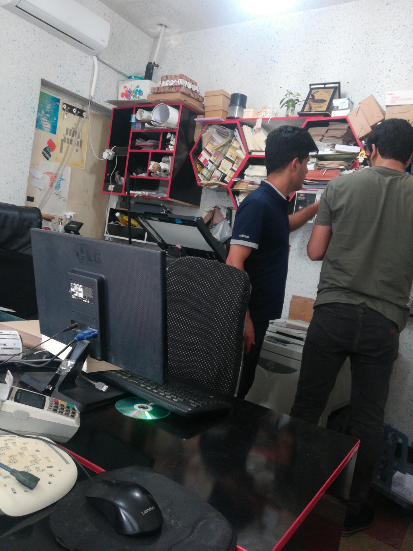 عکس طراحان نو (عبادتی)