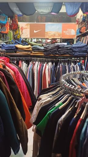 پوشاک و کتونی کده یوسف