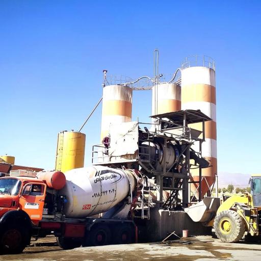 عکس کارخانه عمران بتن اکباتان