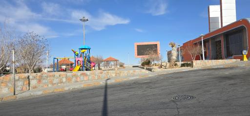 عکس جایگاه سوخت بنزین و گازوئیل مارال ستاره