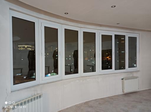 عکس تولیدی در و پنجره جهان پن