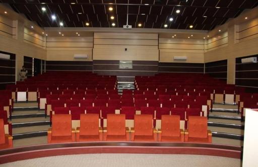 عکس دانشگاه غیرانتفاعی ایوان‌کی - ساختمان اداری