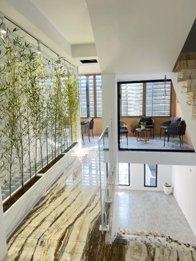 عکس کلینیک زیبایی موتاکس