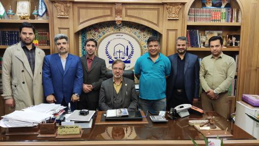 عکس دفتر اسناد رسمی 39 مشهد:سر دفتر محمدرضا غلامپور