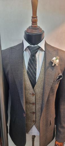 عکس کت شلوار داماد آریایی