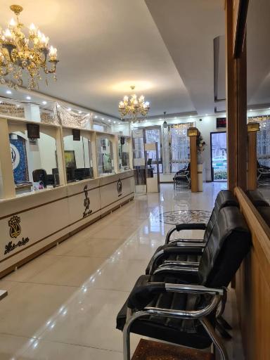 عکس دفتر اسناد رسمی 39 مشهد:سر دفتر محمدرضا غلامپور