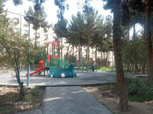 عکس بوستان مادر و کودک