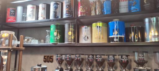 عکس قهوه سرای ۵۰۵