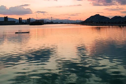 عکس دریاچه شاپوری