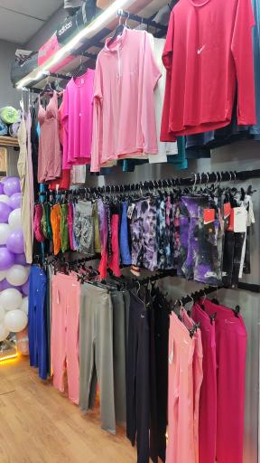 لباس ورزشی زنانه نیو اسپرت