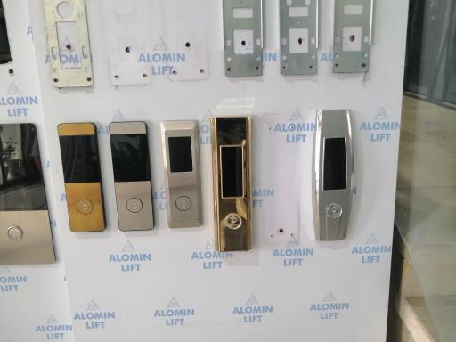 عکس آسانسور ایلیا سراب