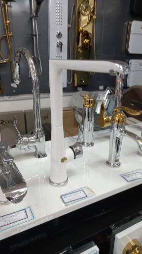 عکس آقای تأسیسات