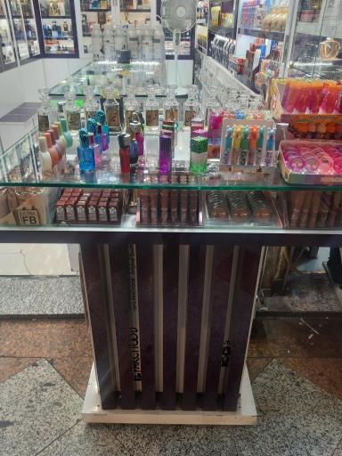 فروشگاه عطر و ادکلن زیبایی