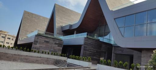 عکس مجتمع تجاری نمک آبرود