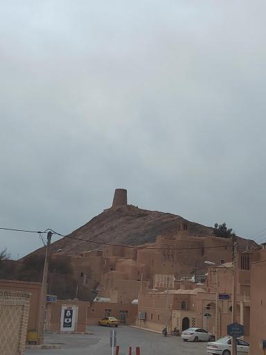 عکس برج دیده بانی تاریخی انارک