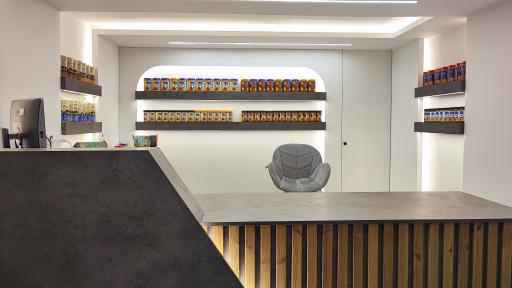 عکس کره بادام زمینی جیپ