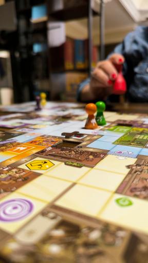 عکس کافه بردگیم لیبرو