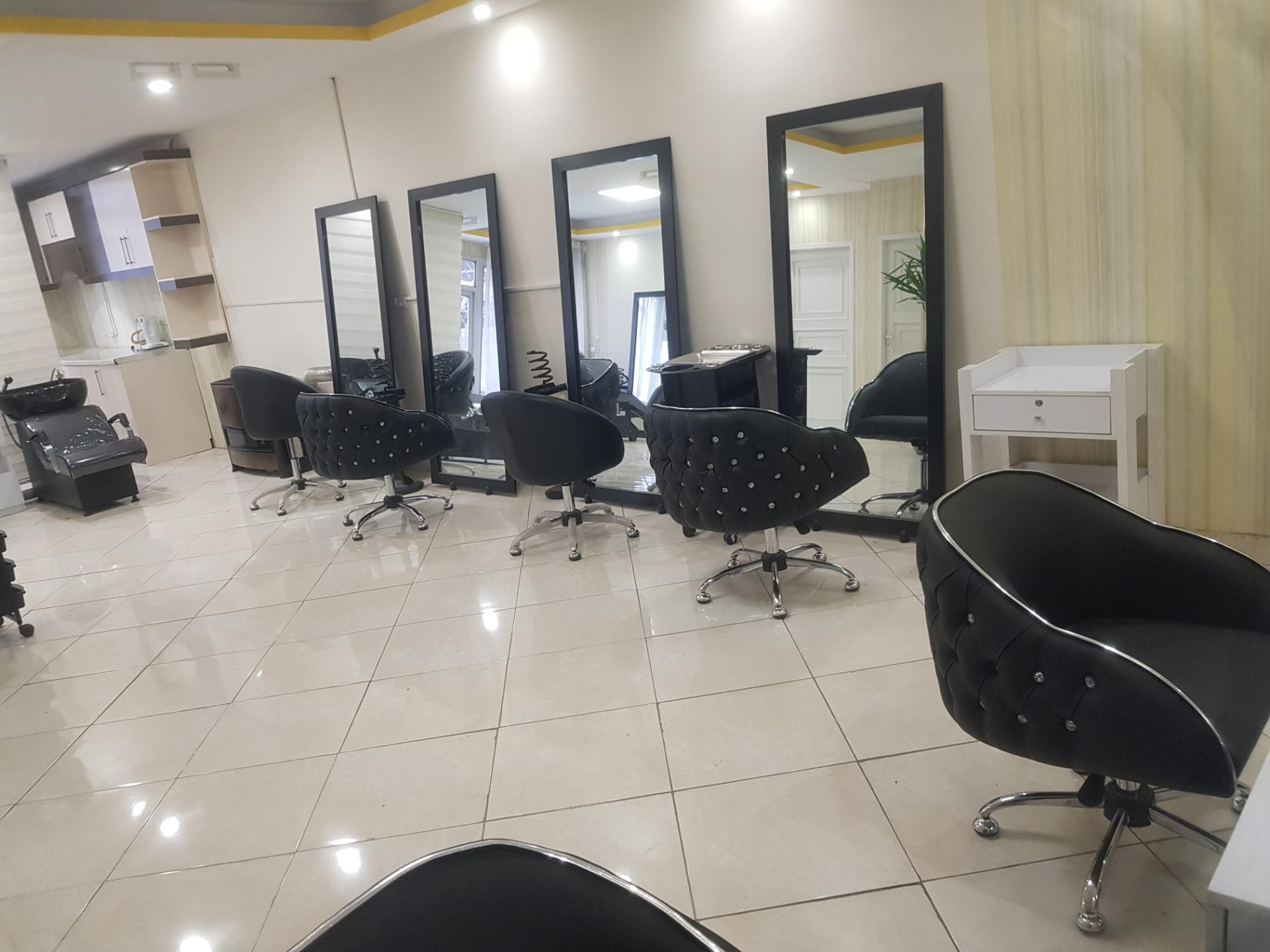 عکس سالن خدمات زیبایی گرلند