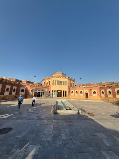 عکس میلک خاتون