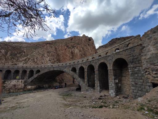 عکس پل تاریخی قلط