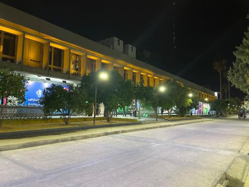 عکس فروشگاه هایپرلند