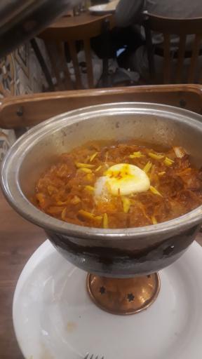 عکس رستوران ضیافت