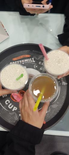 عکس آبمیوه گلستان