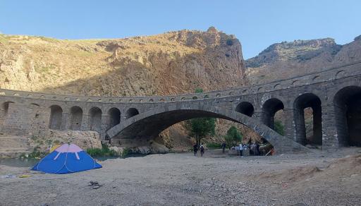 عکس پل تاریخی قلط