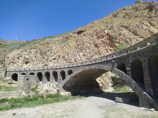 عکس پل تاریخی قلط