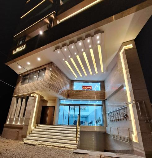 عکس مشاورین املاک حسین پور 