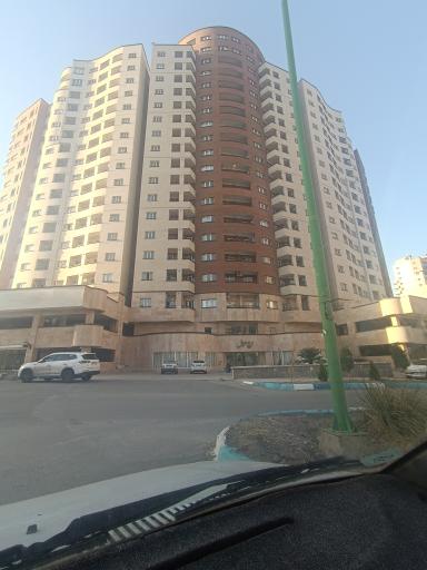 عکس برج رویال