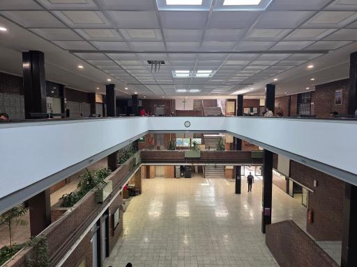 عکس دانشکده مهندسی برق