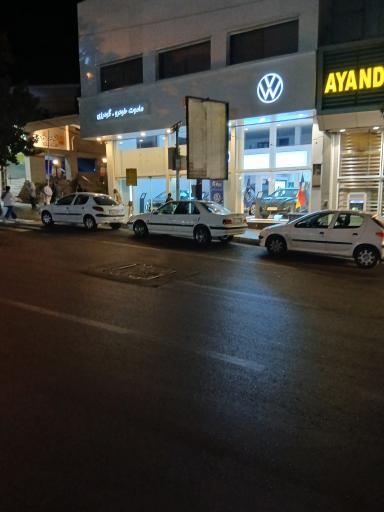 عکس ماموت خودرو نمایندگی گودرزی