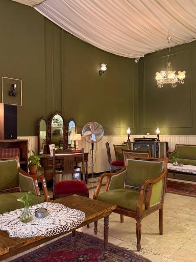 عکس کافه حیات خانه