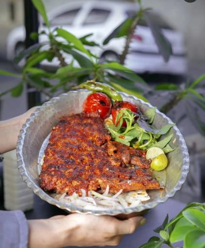 عکس کباب سرای شب زدگان