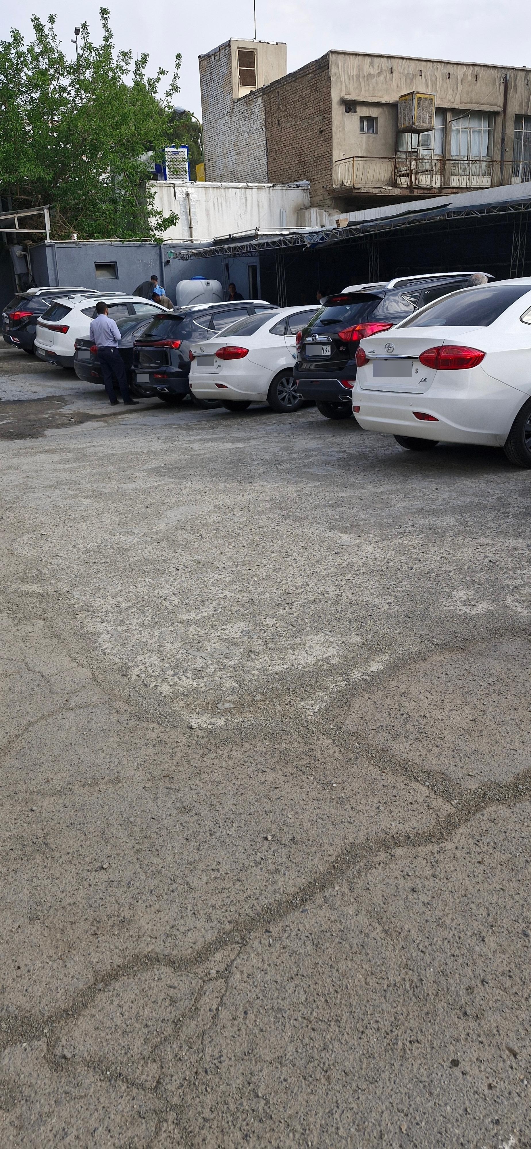 عکس خدمات پس از فروش نمایندگی ۱۷۸۱ بهرامی