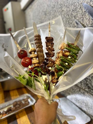 عکس کباب سرای شب زدگان