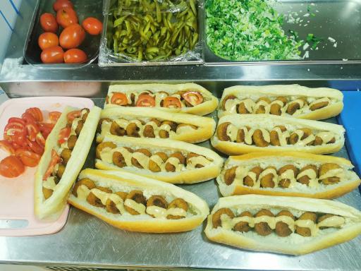 عکس فست فود آقای میم