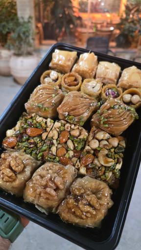 فست فود لیالی لبنان